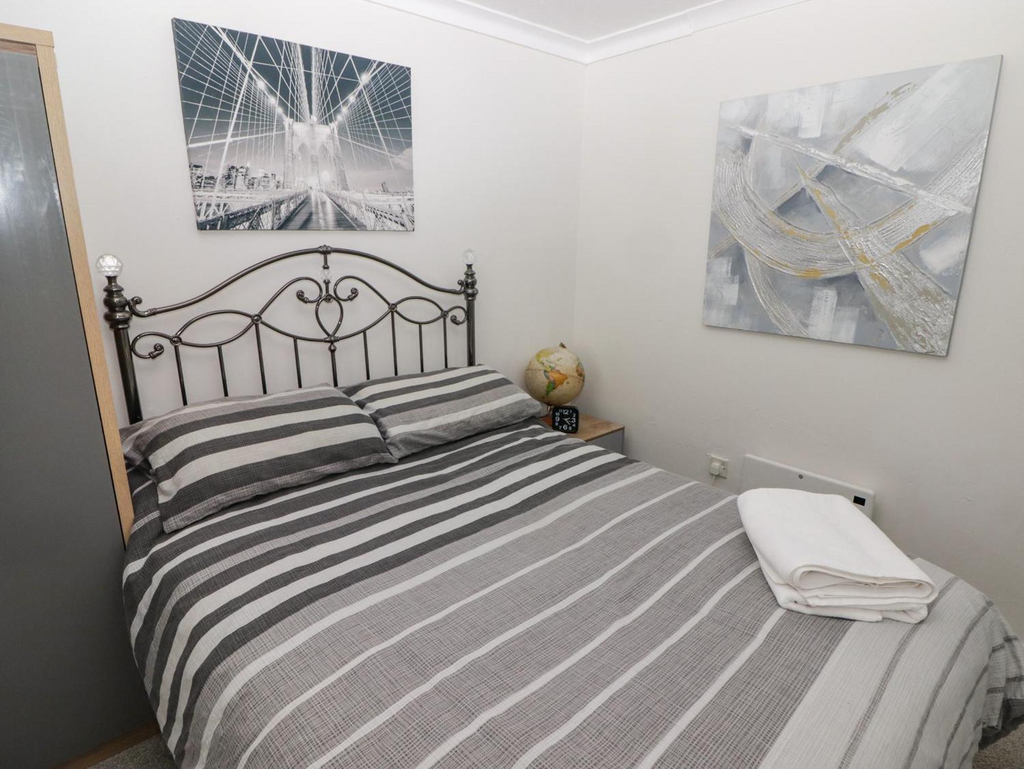 13 Gower Holiday Village 스완지 외부 사진